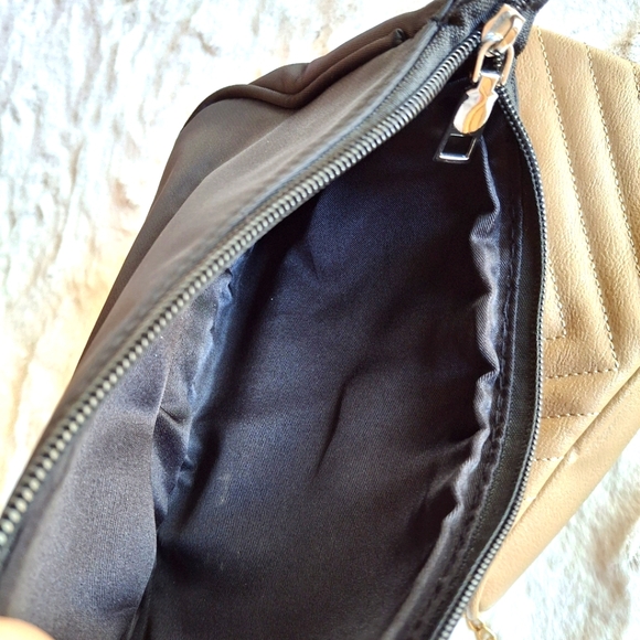 Holiday Purse Black Snake Embossed Goldtone Square Shoulder Crossbody Clutch - Picture 9 of 10